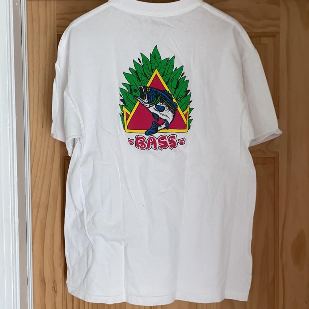 Bohnam Supply Co. Men’s Large White Bass T-Shirt